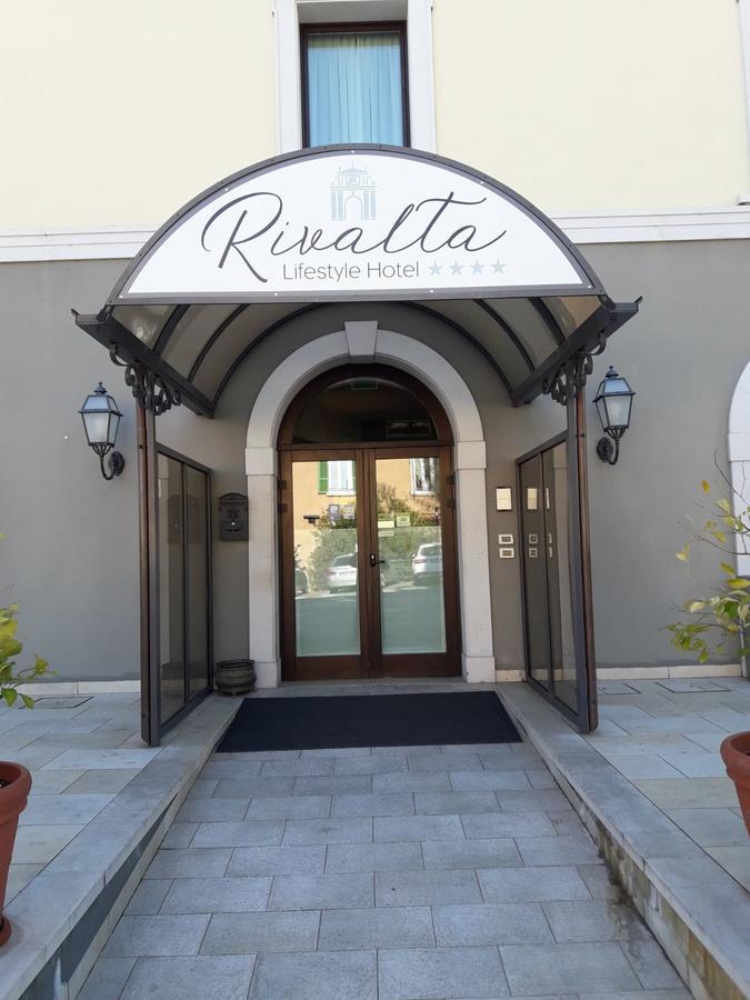 Rivalta Life Style Hotel Salò Esterno foto